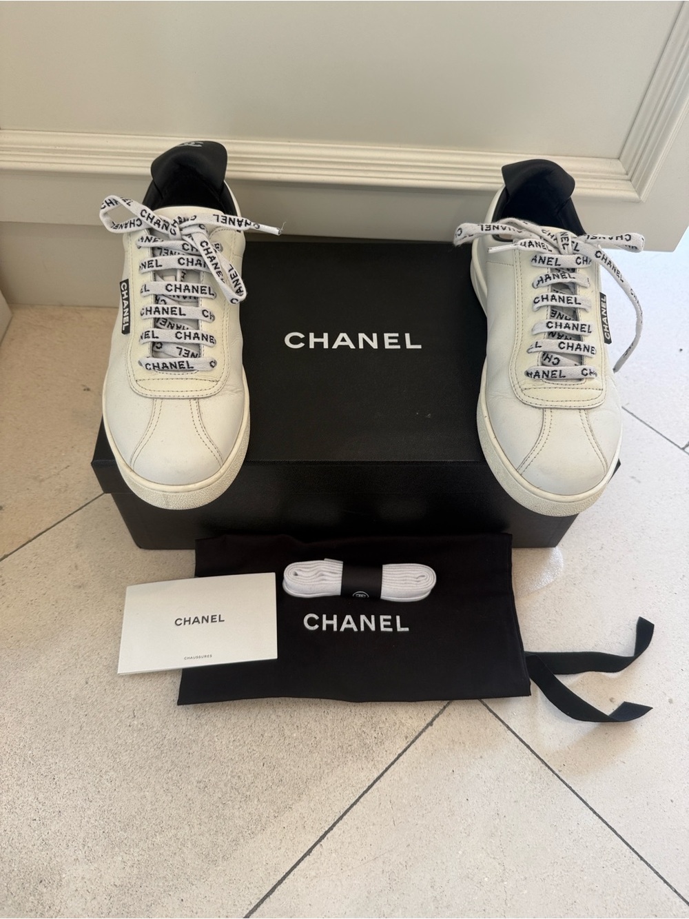 CHANEL White Leather Logo-Print Low-Top Sneakers with Black Heel